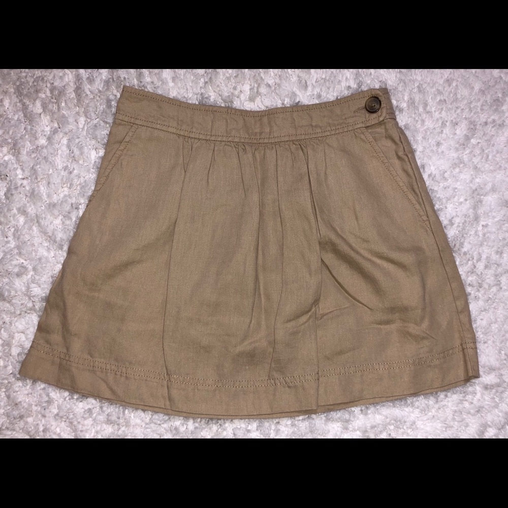 Old Navy light khaki skirt